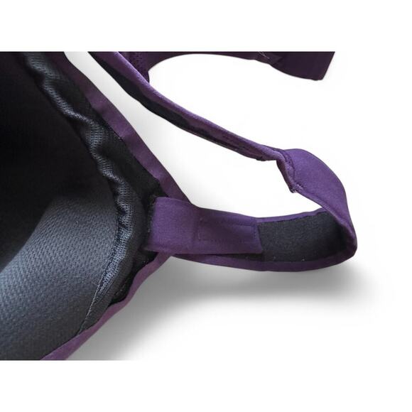 Moving Comfort Sports Bra - 38C - Picture 5 of 5